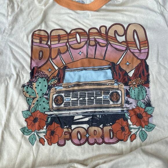 Ford shirt and shorts set size medium - Picture 4 of 5